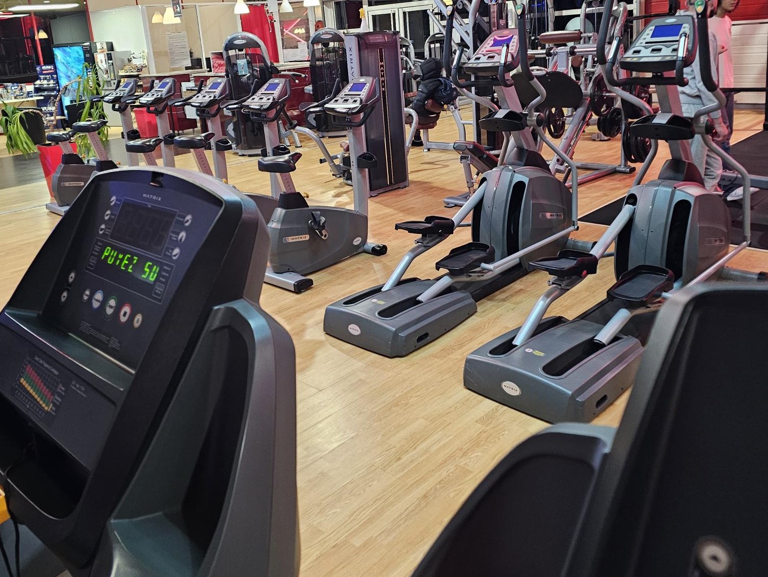 Ambiance soignée et propre – Magic Fitness Limoges